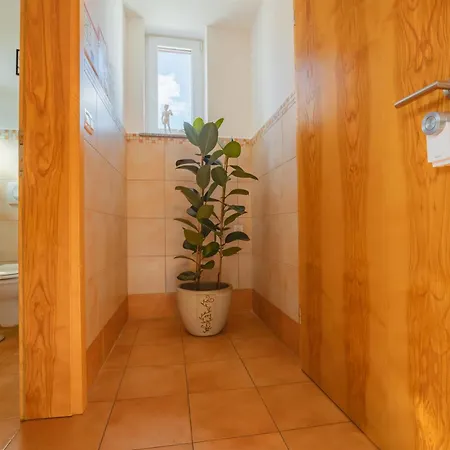 Klara Apartamento *