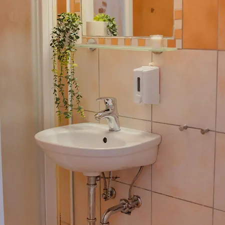 Klara Apartamento *